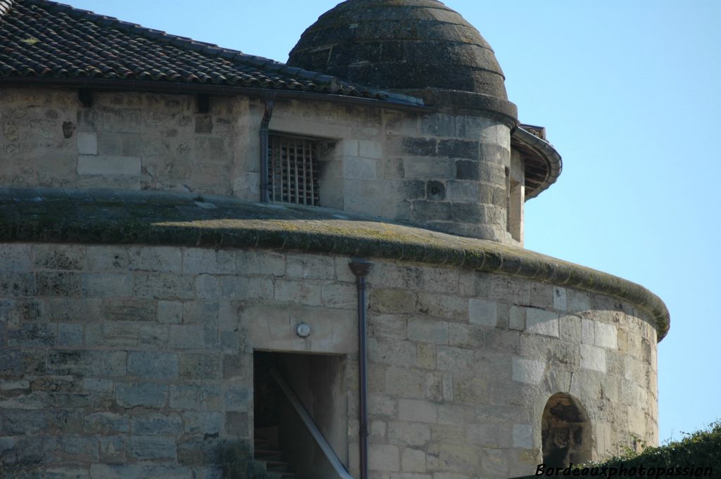 Le fort du Hâ fut construit en 1453 par Charles VII après la bataille de Castillon qui vit la fin de l'occupation anglaise sur Bordeaux.