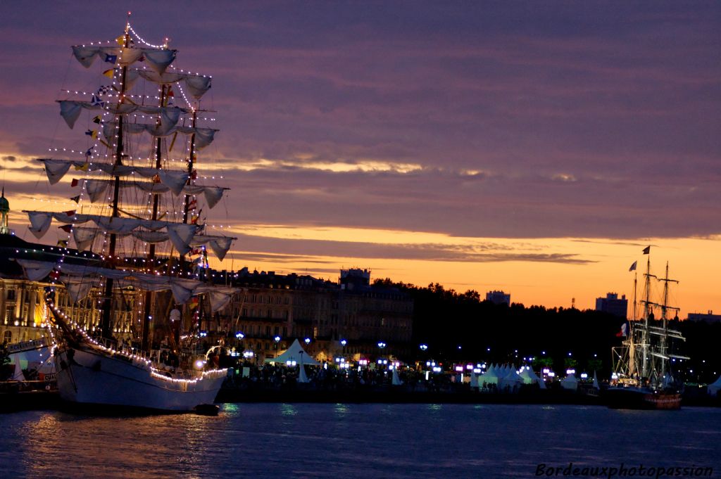 Le Cuauhtémoc, navire-école mexicain est la vedette de la fête.