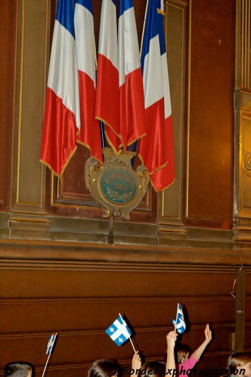 ... avec une rencontre prévue avec les membres du conseil municipal des enfants de Québec. Vive le Québec et vive la France !