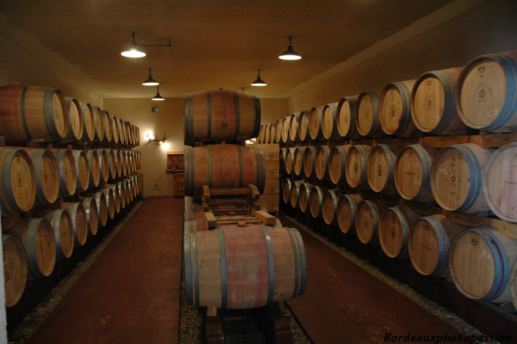 La récolte 2007 a été mise en bouteilles en avril tandis que le millésime 2008 est encore en barriques.