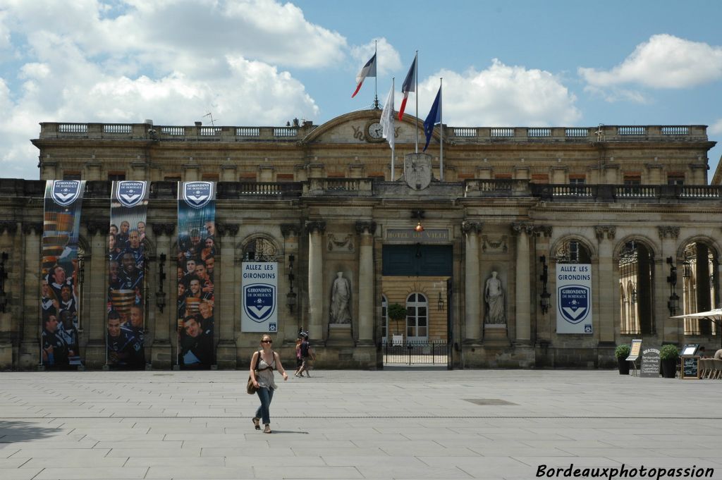 Dimanche 31 mai 2009, l'hôtel de ville de Bordeaux s'est paré de photos sur les Girondins de Bordeaux.