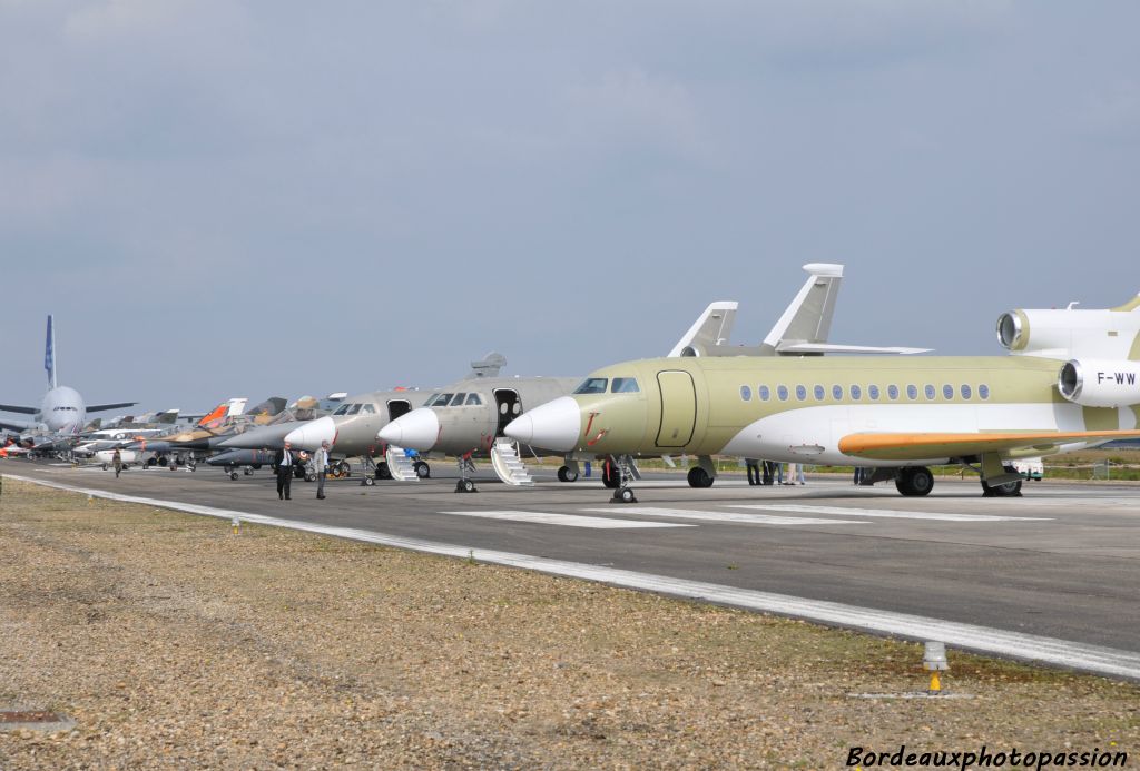 Le 19 juin 2010, la base aérienne 106 de Mérignac accueillait une fête aérienne mêlant exposition statique, démonstrations en vol et animations. L'invité d'honneur étant l'Airbus 380.