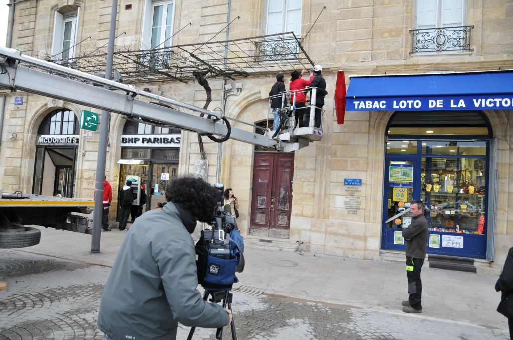 France 3 et la presse attendent patiemment.