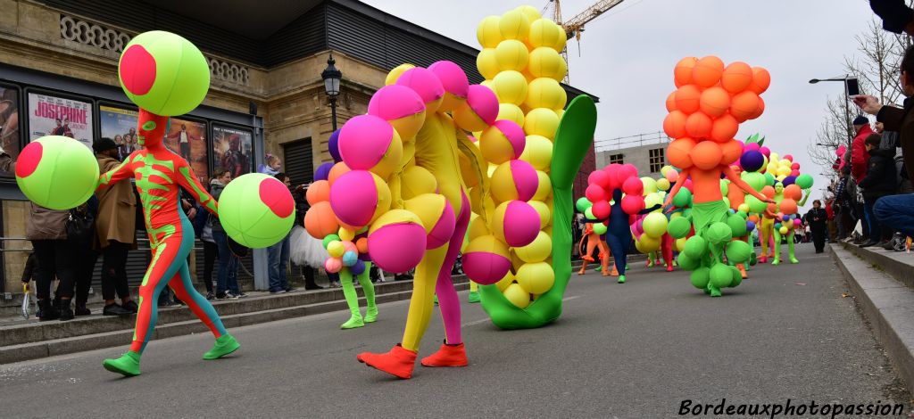 Un carnavl où les ballons sont laissés à l'imagination créatrice des organisateurs.