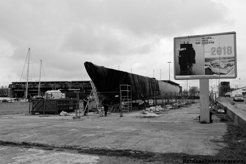 La base sous-marine qui accueille de nombreuses expositions est tout proche du futur musée de la mer de Norbert Fradin.