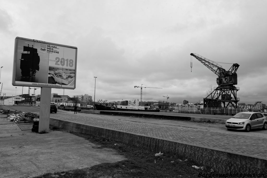 Le nouveau musée de la mer est actuellement en construction (au niveau de la 2e grue à l'arrière-plan).