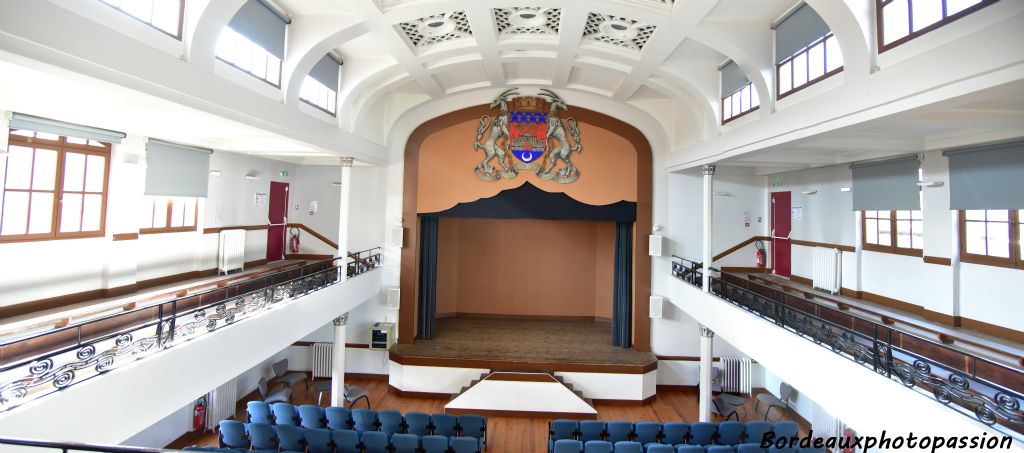 Une salle de spectacles lumineuse qui garde aujourd'hui encore sa fonction initiale.