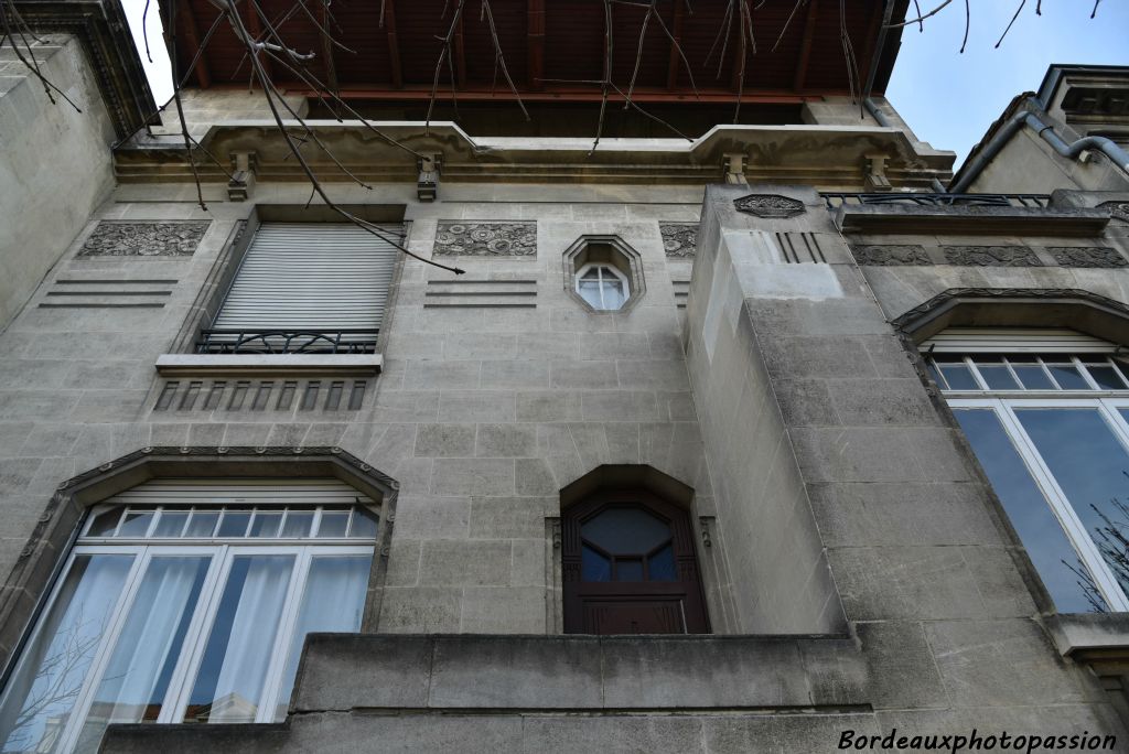 Utilisation des volumes, salle à manger en avancée. 