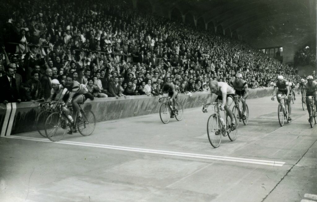 Arrivée du Tour de France... André Darrigade est battu sur le fil.