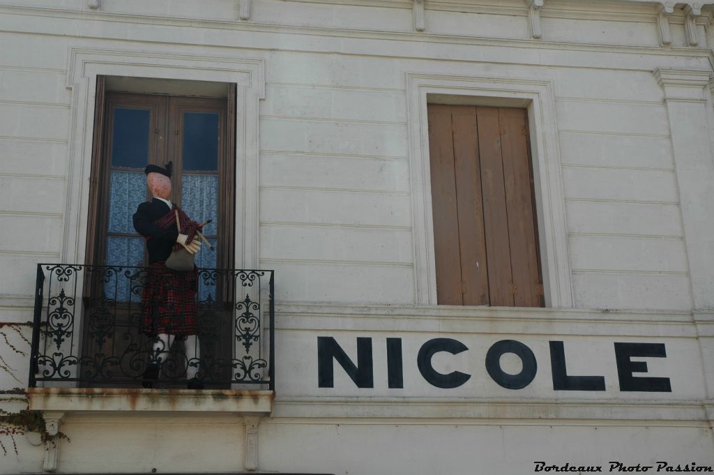 Le thème n'est jamais le même d'une fois à l'autre. C'est en été et pour les fêtes de fin d'année que le nombreux public peut les admirer.