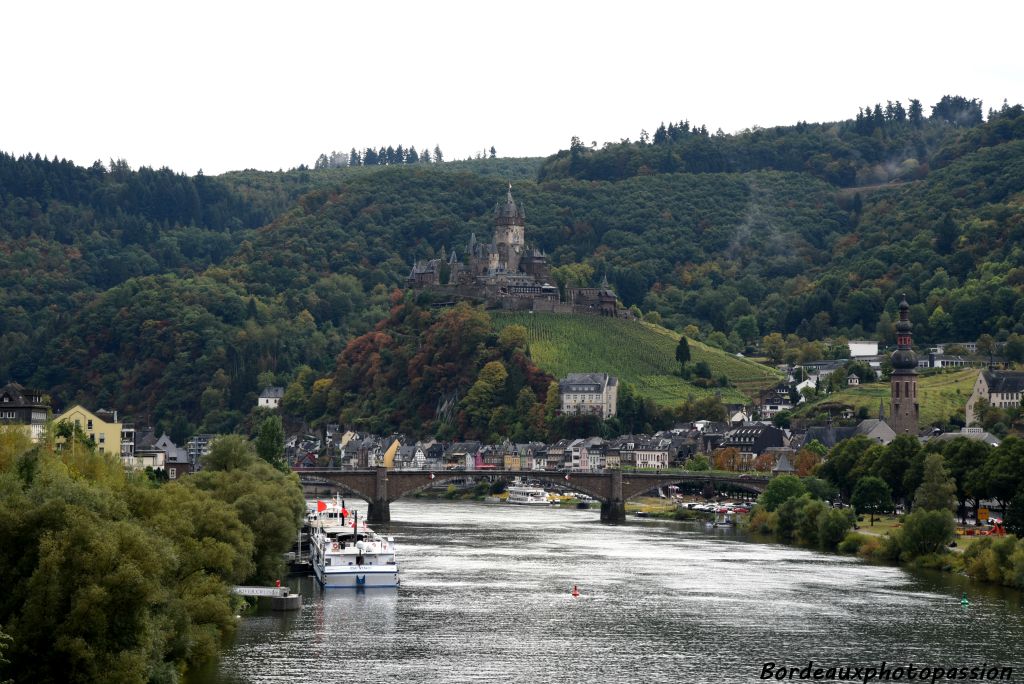 Cochem, un des sites les plus célèbres de la Rhénanie.