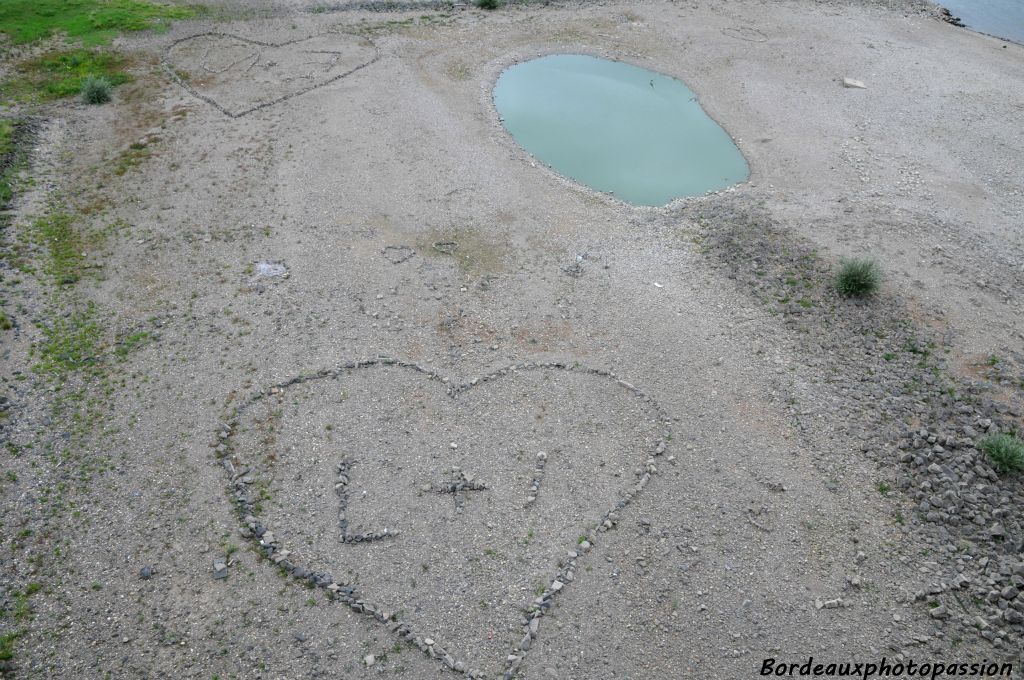 Un peu de romantisme avec les galets du Rhin.