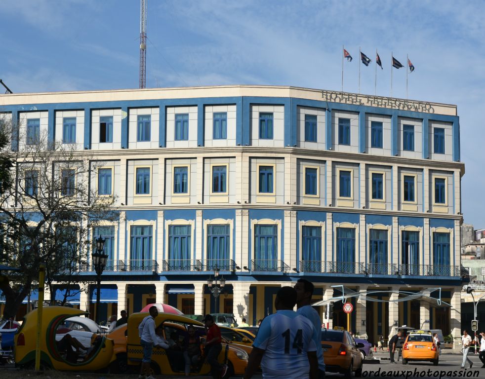 L'hôtel Telegrafo est le plus ancien de Cuba. Il a ouvert ses portes vers 1860, quelques années seulement après la création dans le pays du premier bureau de télégraphe (d’où son nom).