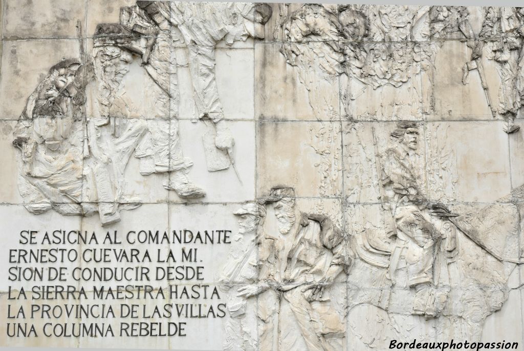 "Il a été assigné au commandant Ernesto Guevarra la mission de conduire depuis la Sierra Madre jusqu'à la province de Las Villas, une colonne rebelle."