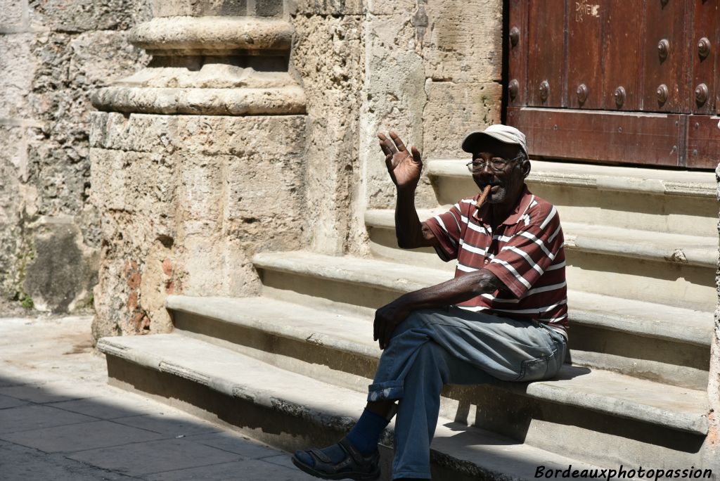 Les Cubains sont-ils des fumeurs de havanes ?