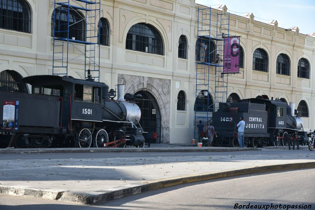 Le Cubain ou le touriste peut prendre le train. Pas celui-ci qui date de l'époque où Cuba était le pays  de l'industrie sucrière.