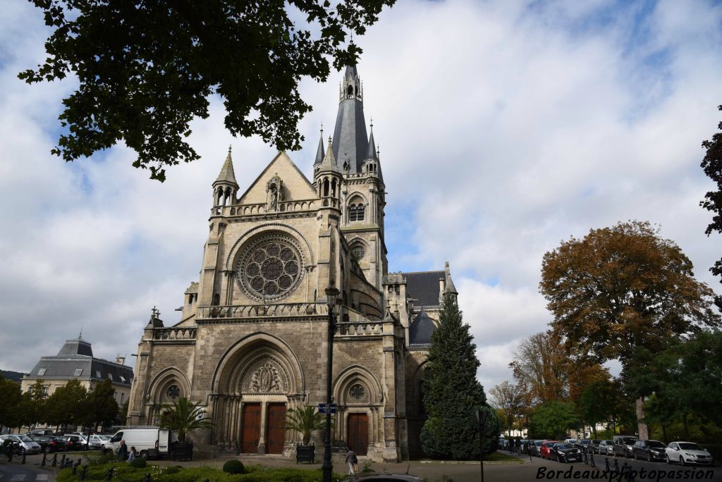 L'église Notre-Dame, un des points culminants de la ville d'Épernay.