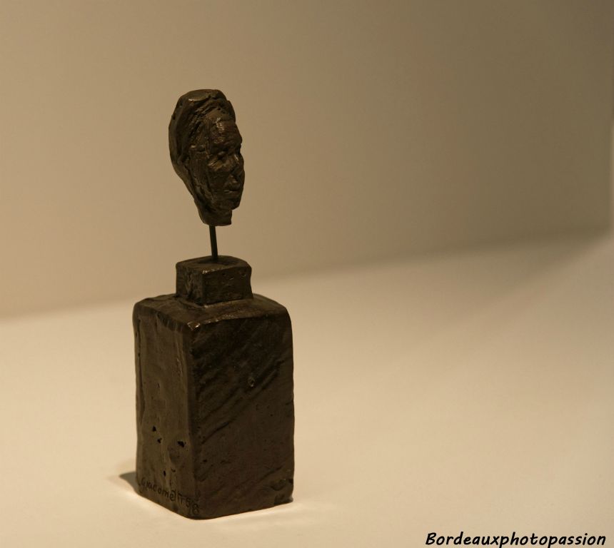 Simone de Beauvoir, 1946, bronze