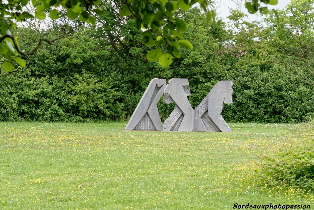 Eugène Dodeigne, groupe de 3 personnages, 1986