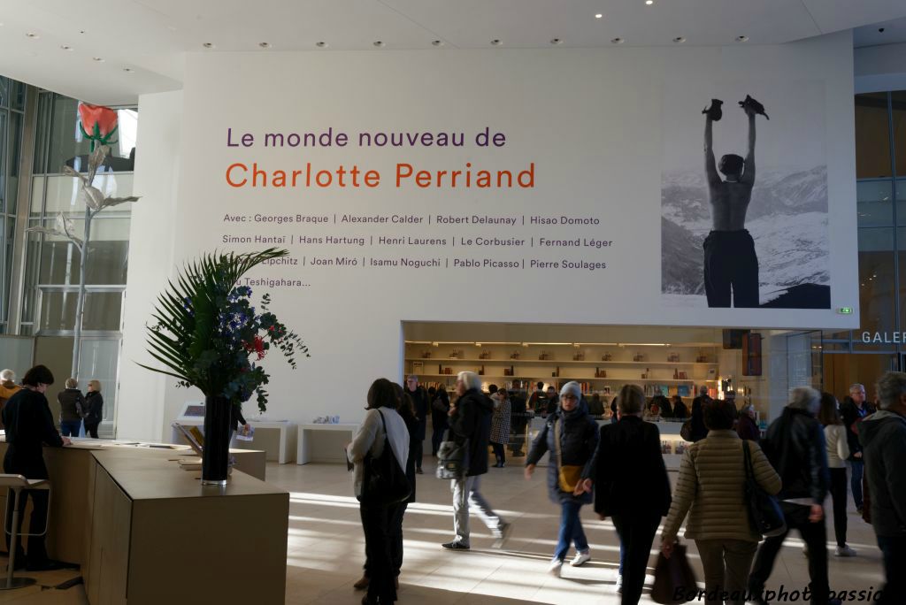 Le monde nouveau de Charlotte Perriand, 20 ans après le décès de celle-ci, fait suite à la rétrospective de 2005 au centre Pompidou.