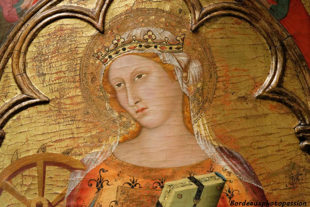 Très populaire au XIVe siècle, sainte Catherine d'Alexandrie était particulièrement vénérée par les dominicains pisans dont l'église lui était dédiée.