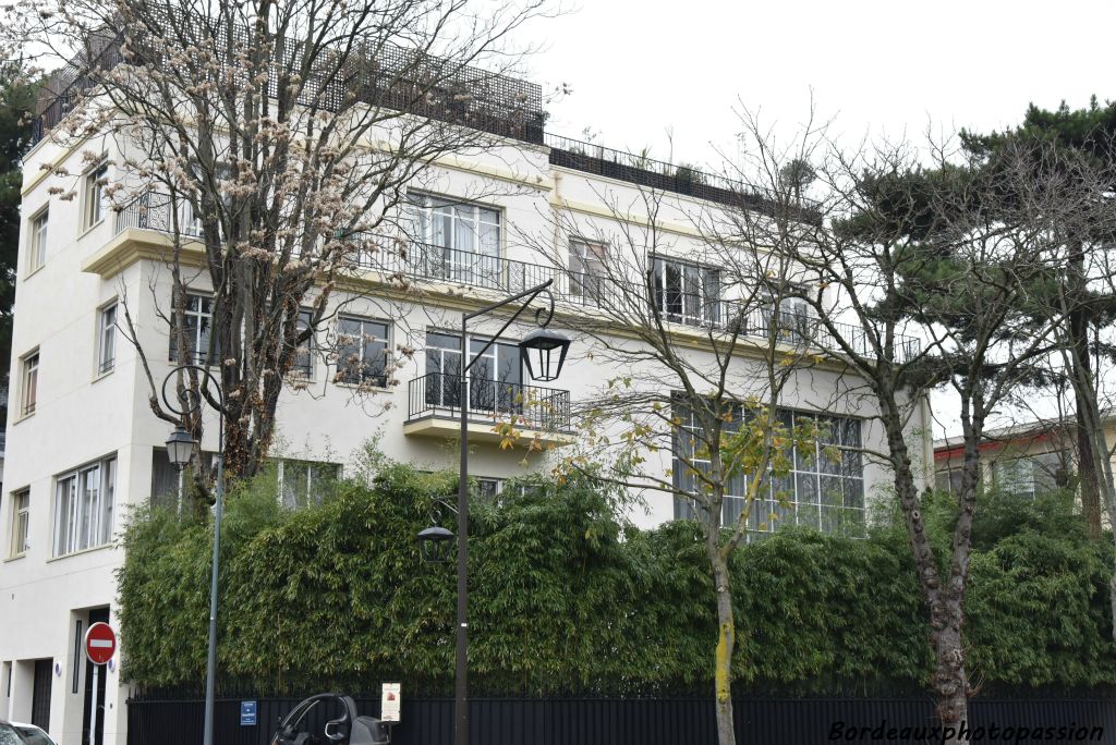 Une grande salle de 180 m²  était destiné à l'orgue de la propriétaire.