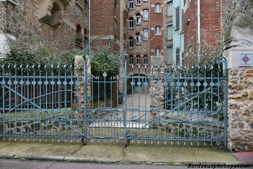 Thème préféré d'Hector Guimard, la ferronnerie ouvragée.