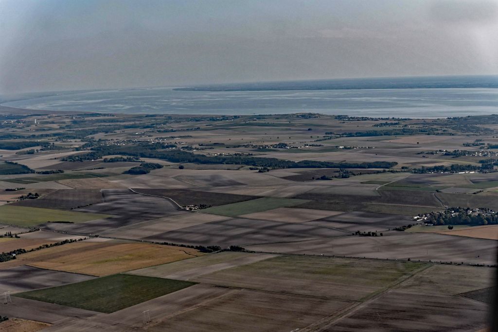 Après quelques minutes seulement de vol, nous approchons de l'estuaire de la Gironde.