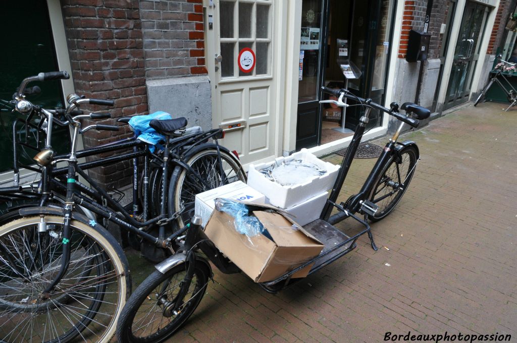 Même le poisson est livré à vélo.