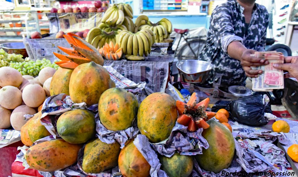 Belles papayes et autres fruits malgré que nous soyons en hiver.