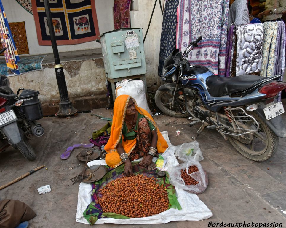 Vente de jujubes ou dattes chinoises.