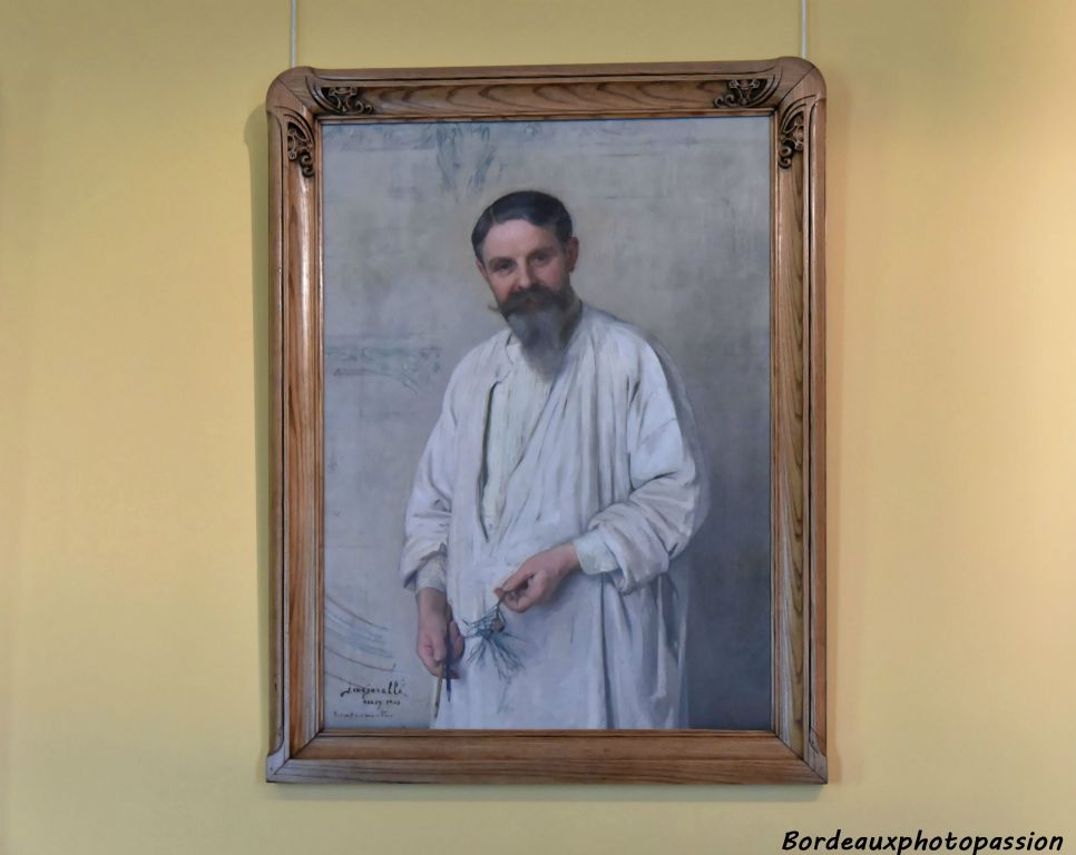 Jacques Majorelle (1886-1962) est un peintre français. Fils de l’ébéniste Louis Majorelle, il baigne dans le courant art nouveau de l'École de Nancy. Il deviendra architecte et décorateur.